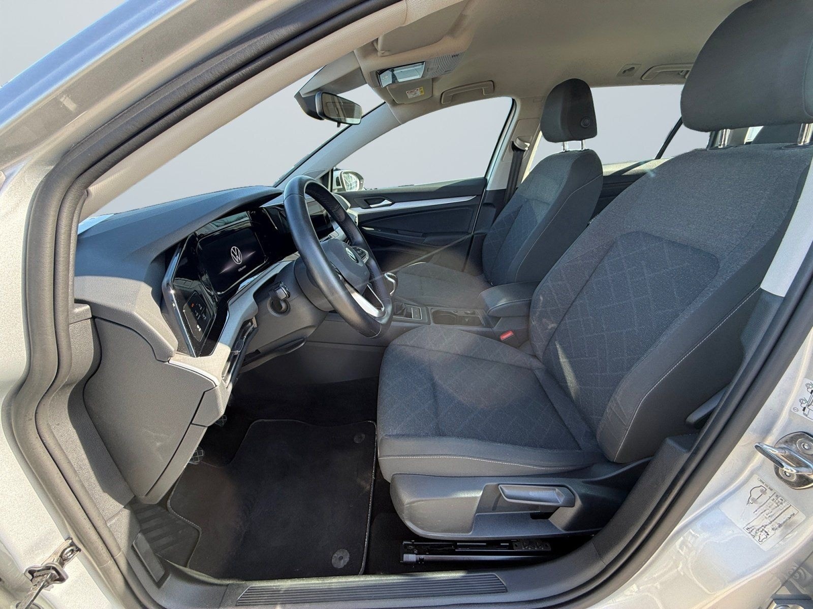 Volkswagen Golf VIII Variant Life 2.0 TDI Parklenkassistent foto 7