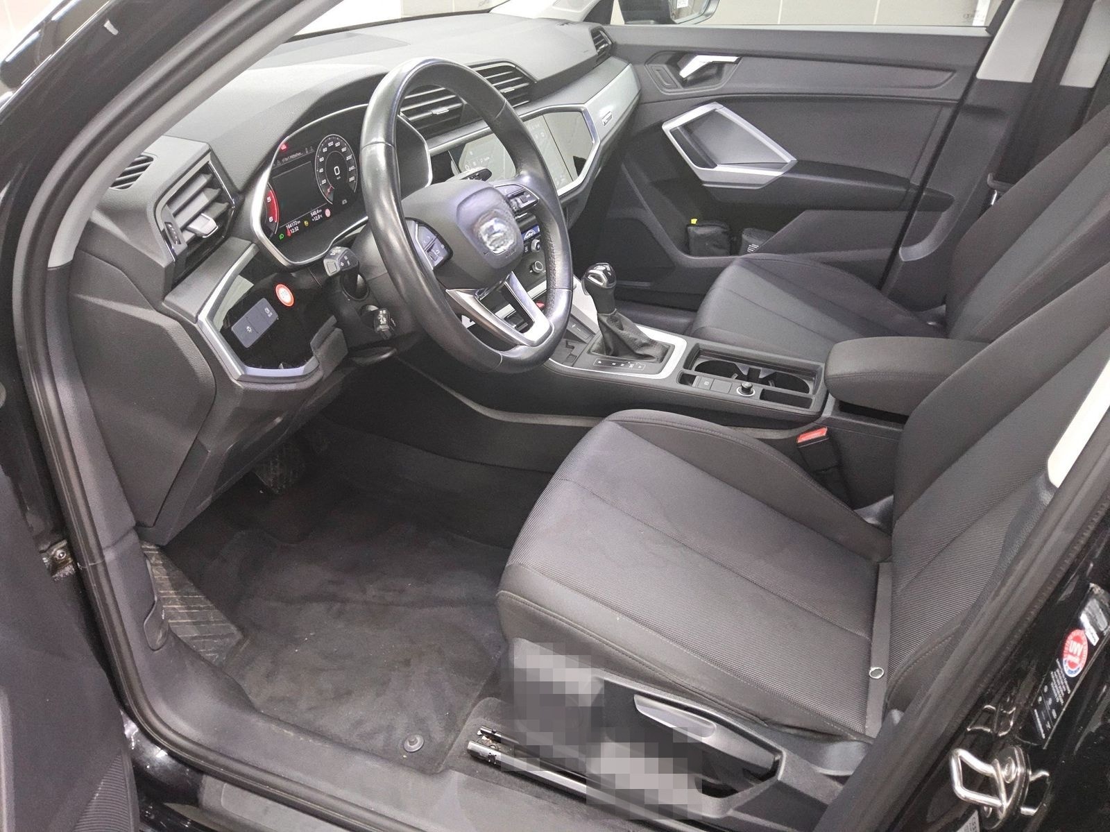 Audi Q3 35 TDI Navi+ LED vc PDC Shz foto 8