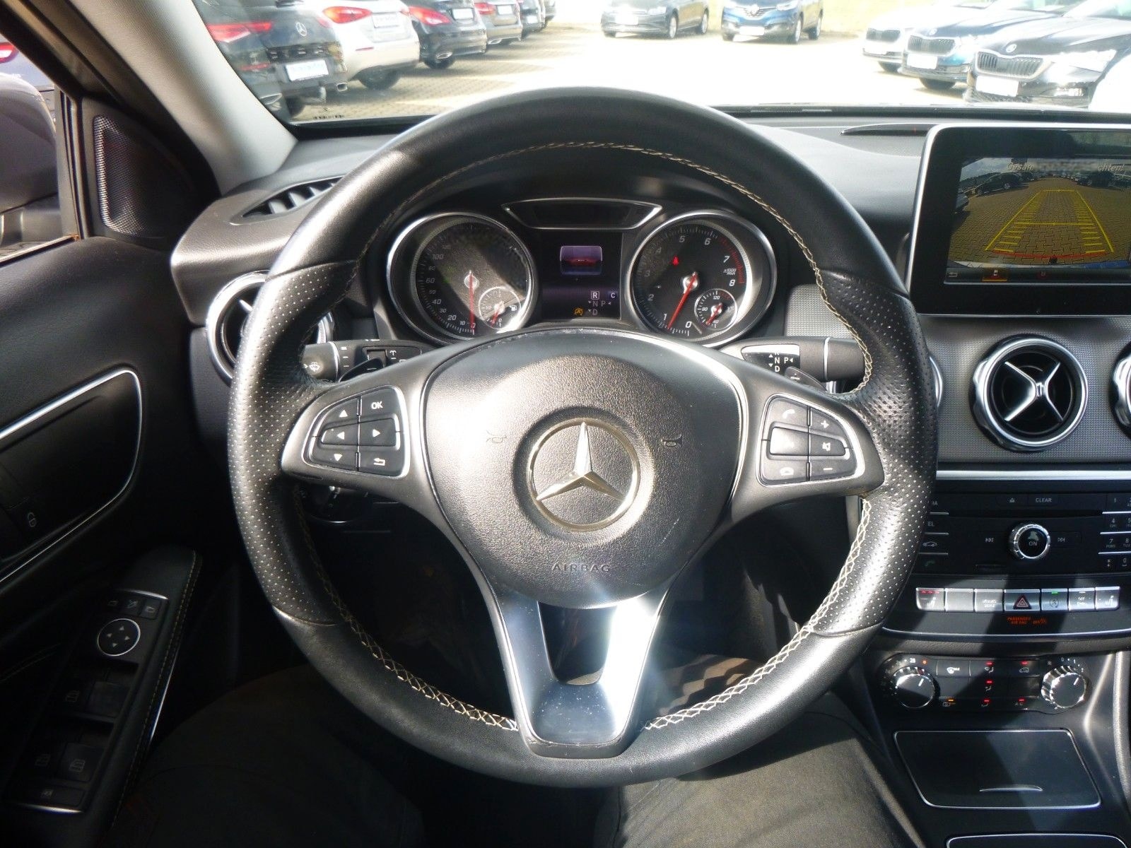 Mercedes-Benz GLA 200  >AUT/AHK/NAV/KAM/LED-Licht/LEDER< foto 20