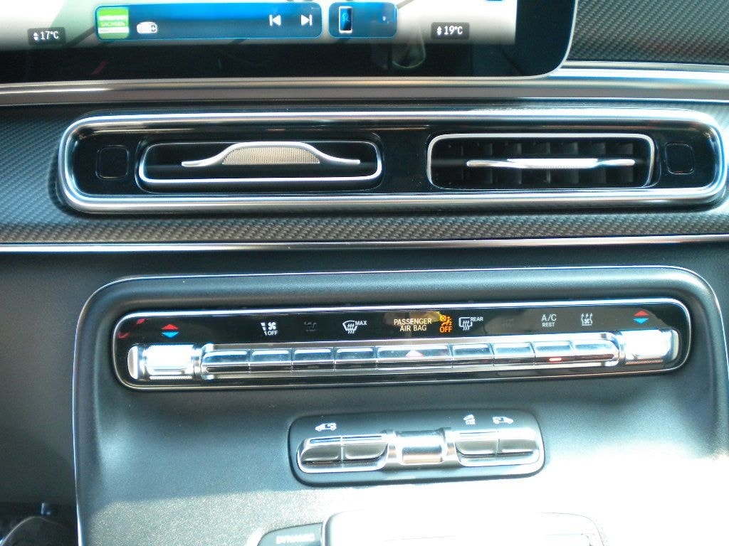 Mercedes-Benz V 300 AVANTGARDE AMG 4x4 MBUX*MBeam*AIR*STHZG* foto 13