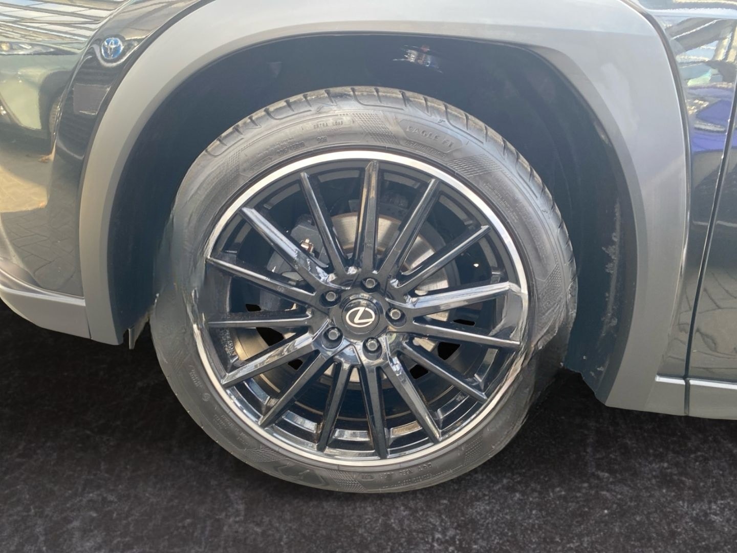 Lexus UX 250h Launch Edition *Bi-LED*ACC*CAM*SHZ*Navi* foto 22