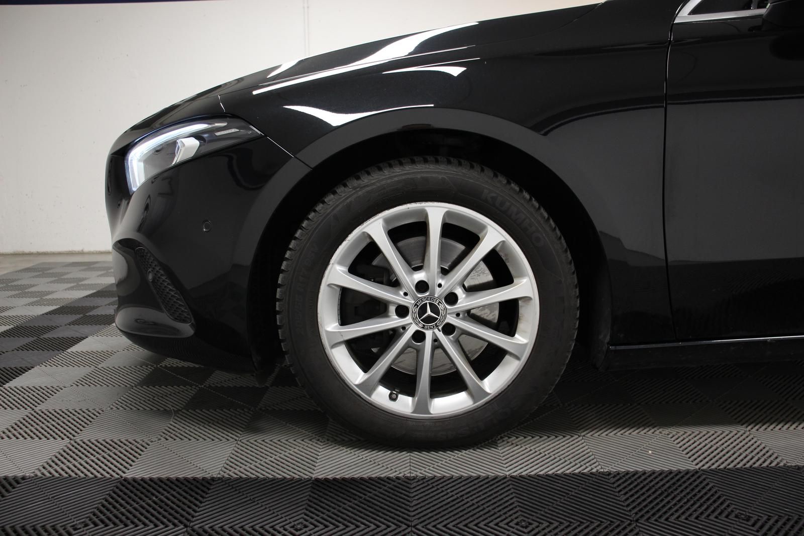 Mercedes-Benz A 220 Progressive Aut. NAVI KAMERA SHZ LED MBUX foto 5