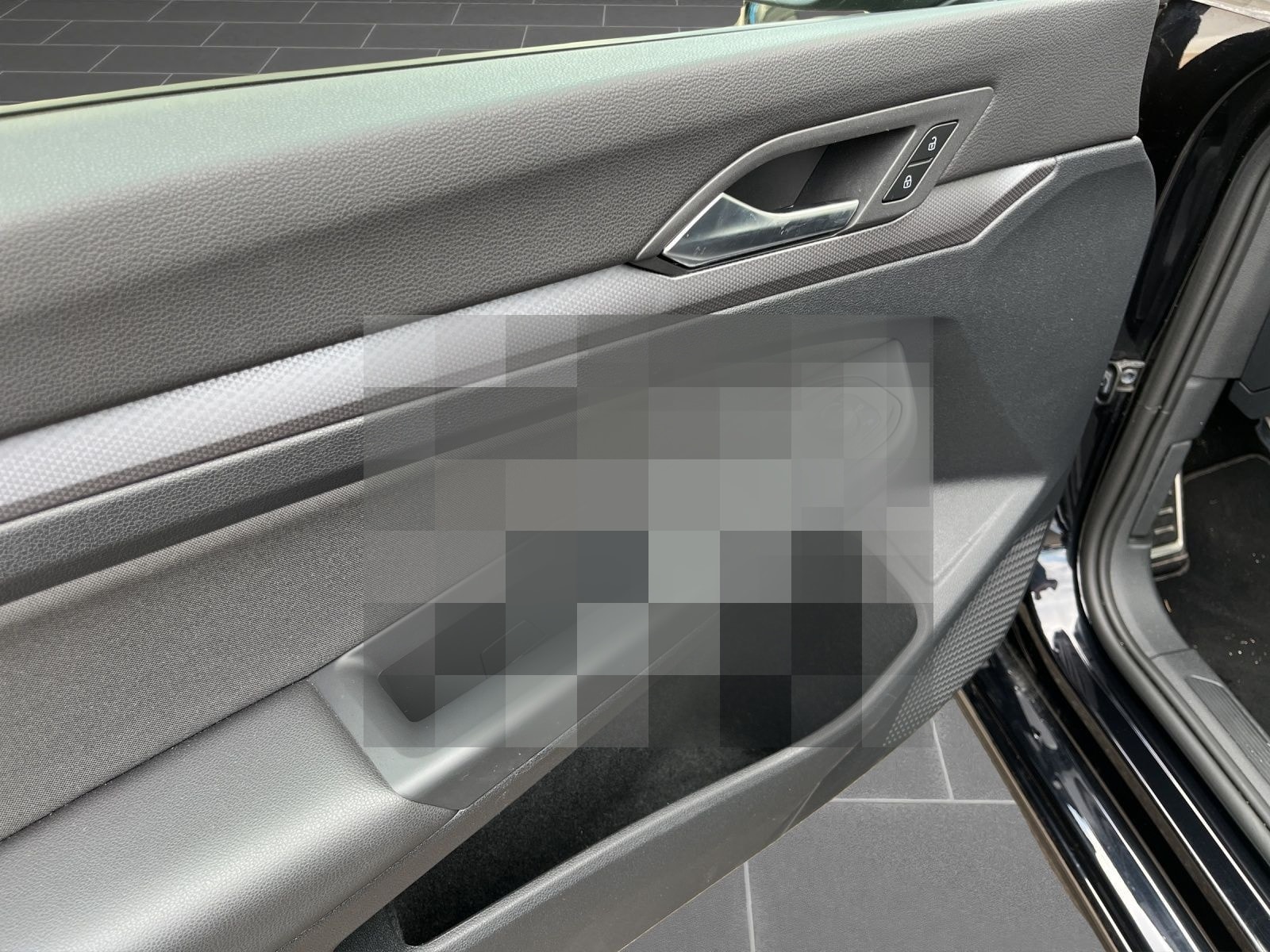 Volkswagen Golf VIII ACTIVE 1.5 TSI LED ACC NAVI SHZ REAR V foto 14