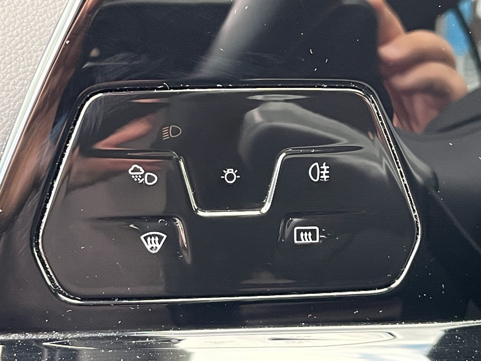 Volkswagen Golf VIII ACTIVE 1.5 TSI LED ACC NAVI SHZ REAR V foto 20