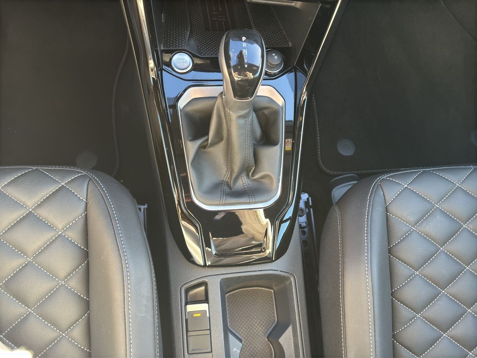 Volkswagen T-Roc Cabrio 1.5 TSI DSG R-LINE BLACK LEDER LM19 foto 11