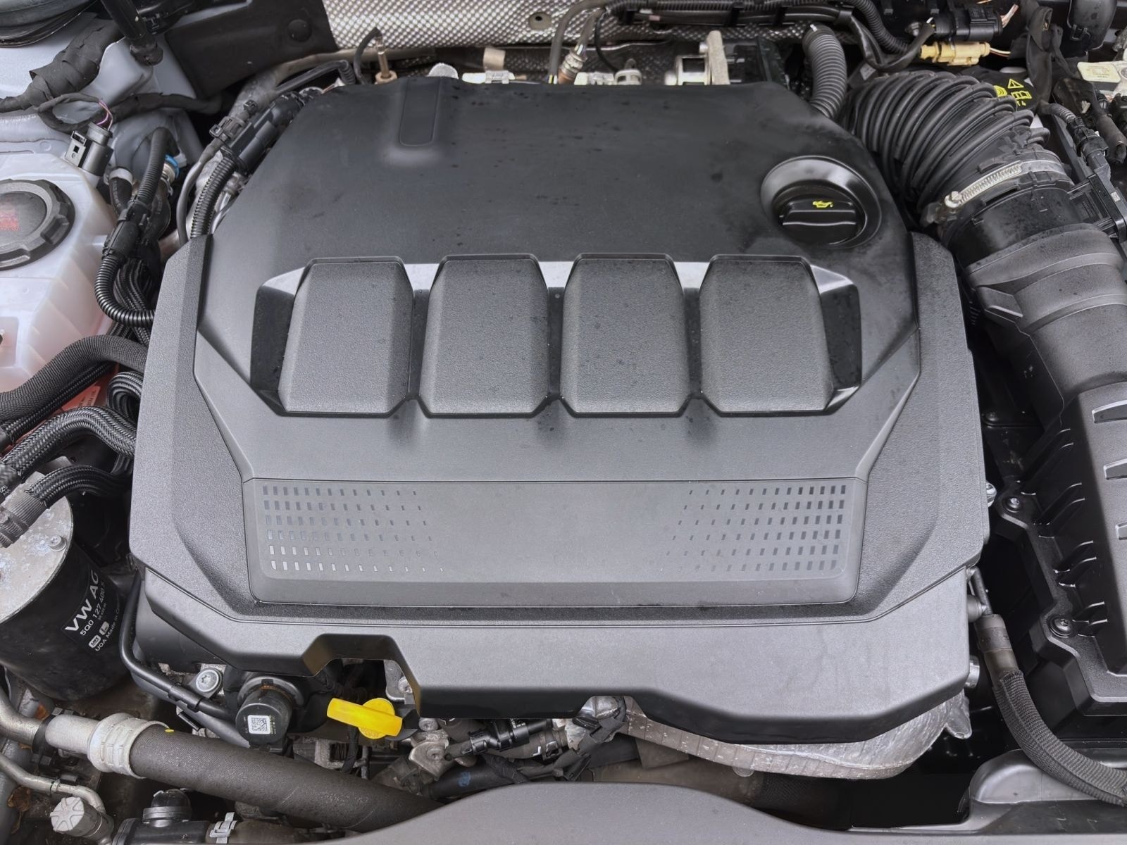 Volkswagen Passat Variant 2.0 TDI DSG BUSINESS AHK KAMERA N foto 17