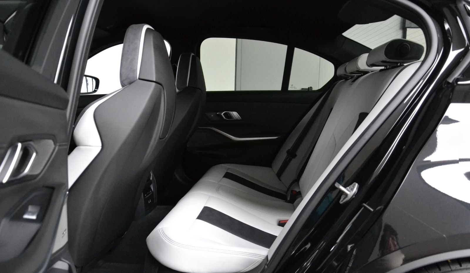 BMW M3 Lim xDrive Comp M DRIVE 360 DR.ASS.PR HK foto 24