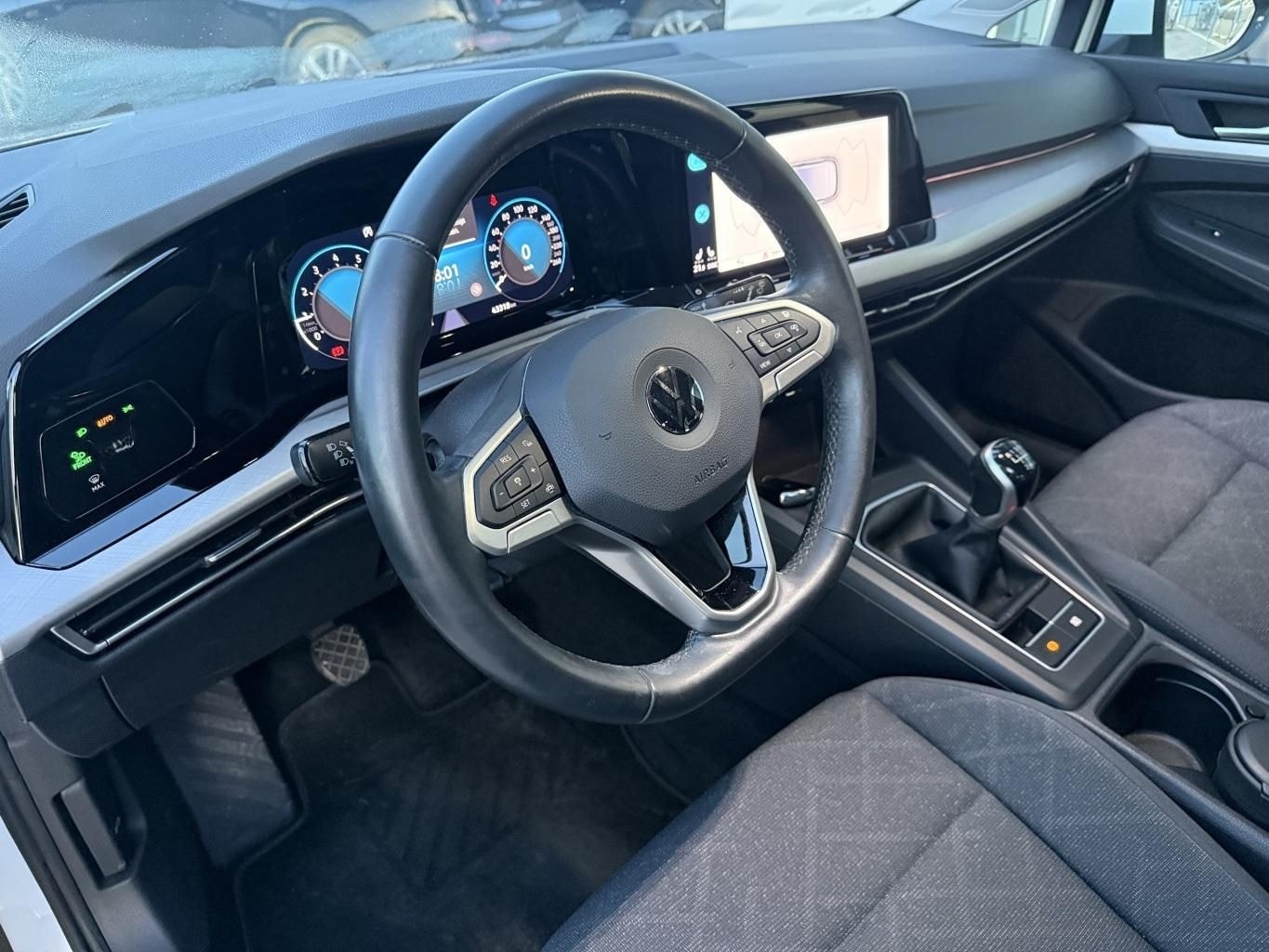 Volkswagen Golf 1.5 TSI Life APP-CONNECT+AHK+ACTIVE-INFO+LE foto 9