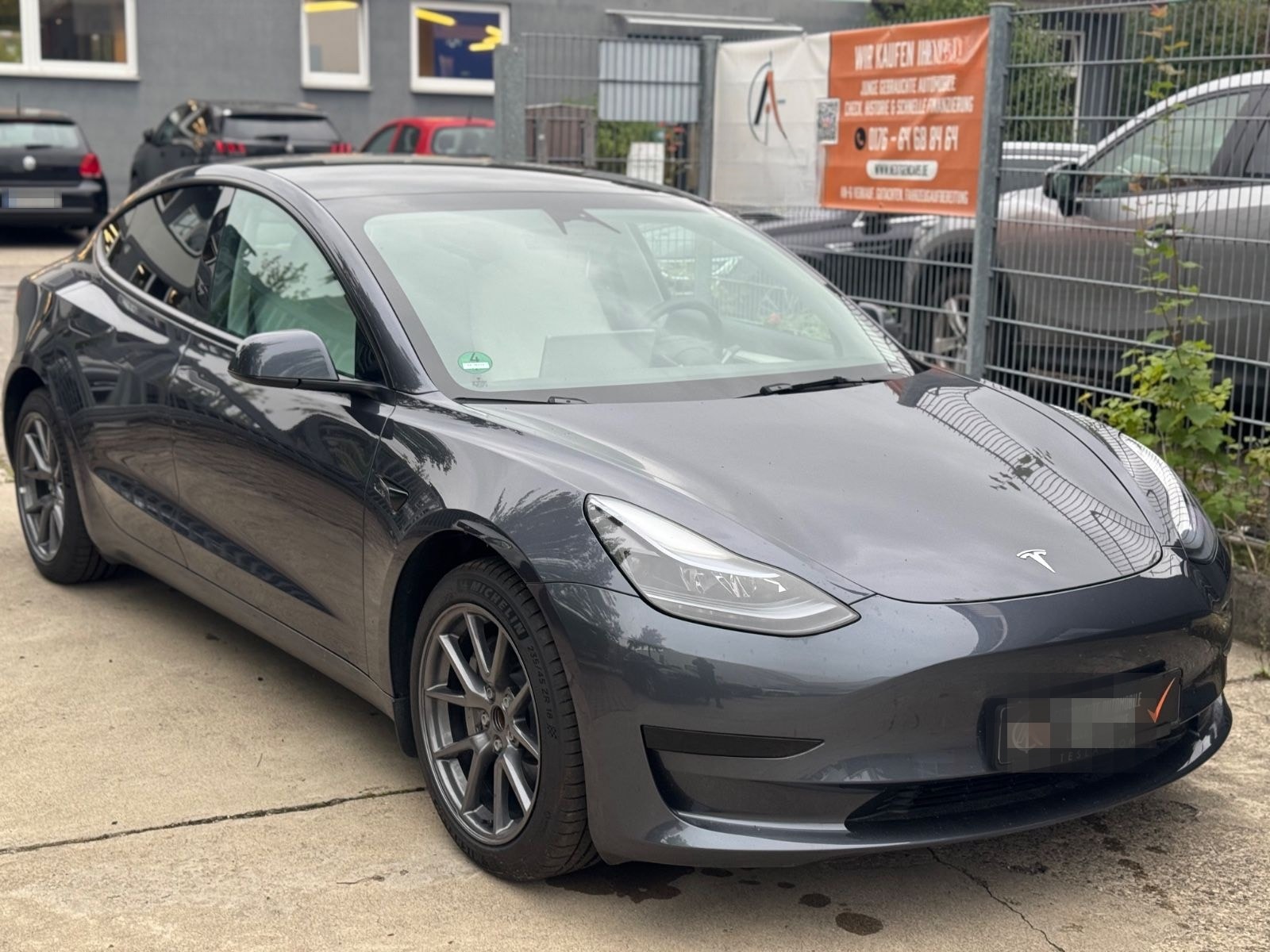 Tesla Model 3 Basis RWD*LEDER*KAMERA*1.HAND*SHZ*LED* foto 1