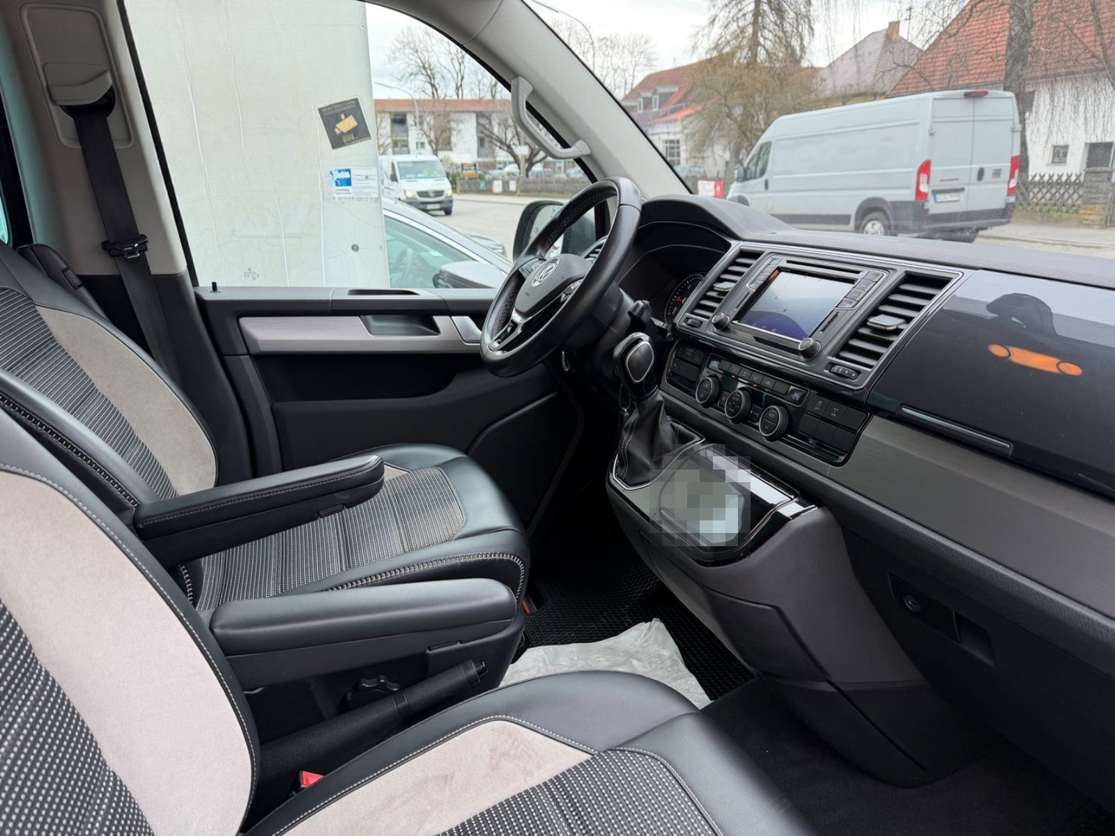 Volkswagen T6 Multivan Pan Americana 4 Motion DSG 7 Sitze foto 12