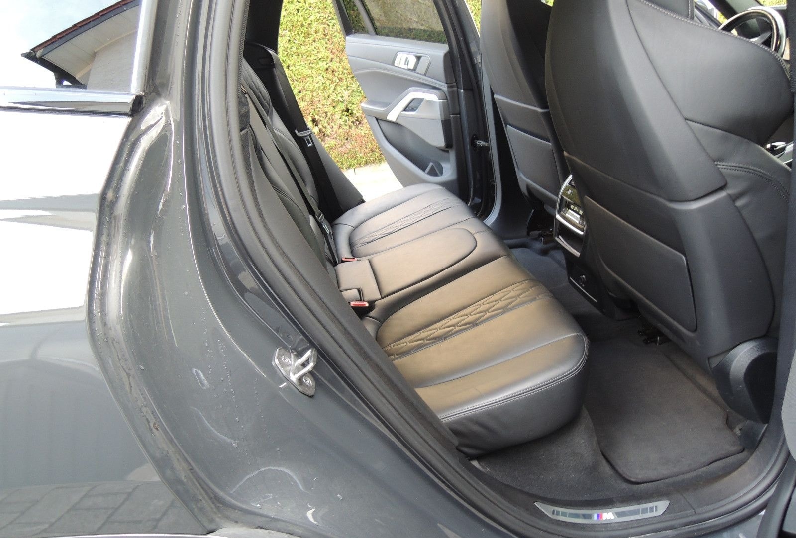 BMW X6 xDrive 40 d M Sport Panoramadach AHK schwenkb foto 17