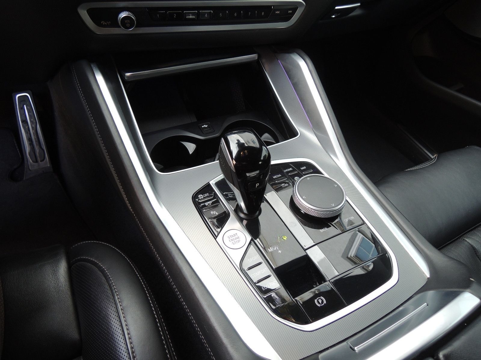 BMW X6 xDrive 40 d M Sport Panoramadach AHK schwenkb foto 23