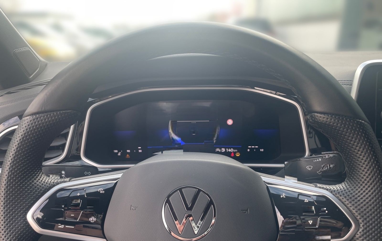 Volkswagen T-ROC R-Line 1.0TSI +LED+SHZ+KAMERA+NAVI+ foto 13