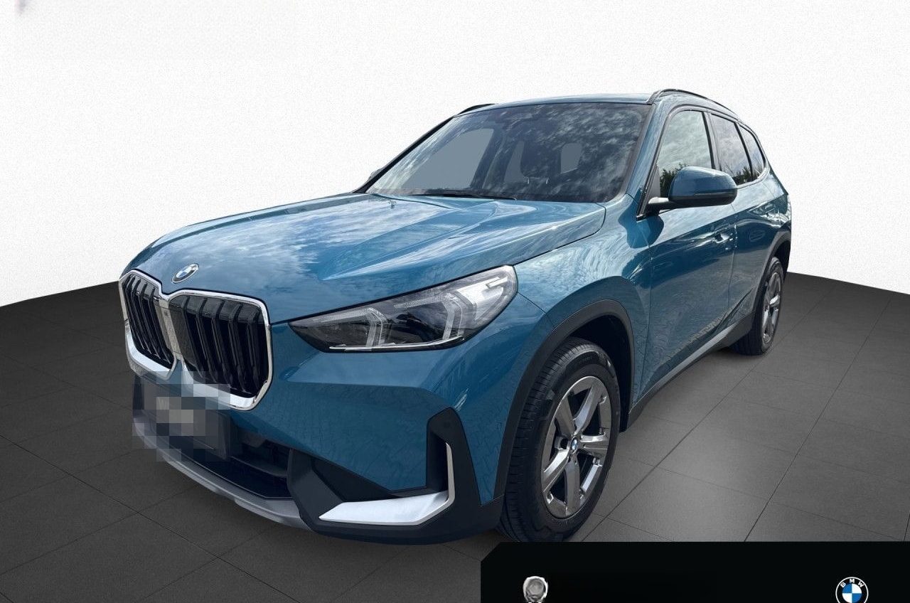 BMW X1 sDrive20i Aut. AdLED,AHK,Kamera,H/K,St+Go,17" foto 1