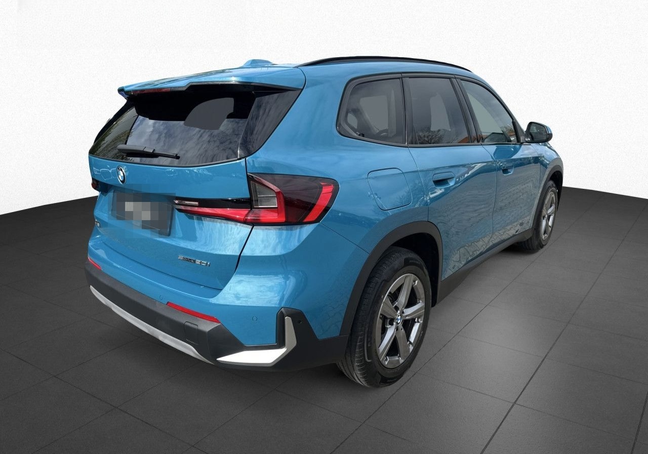 BMW X1 sDrive20i Aut. AdLED,AHK,Kamera,H/K,St+Go,17" foto 5