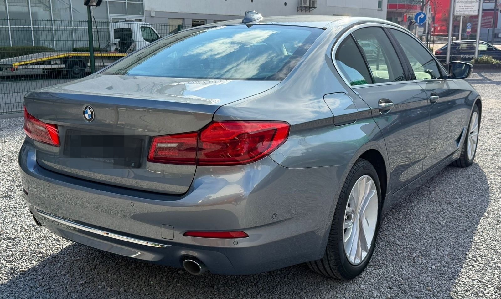 BMW 530i Limousine Luxury Line *1 Hand*MwSt* foto 3