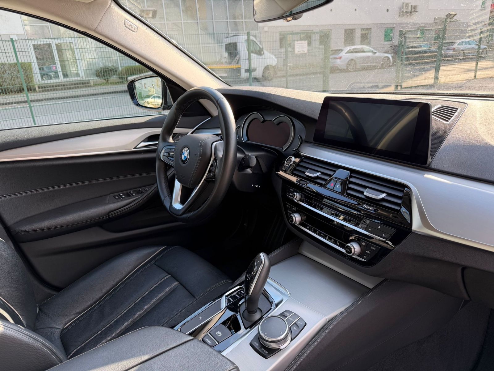 BMW 530i Limousine Luxury Line *1 Hand*MwSt* foto 6