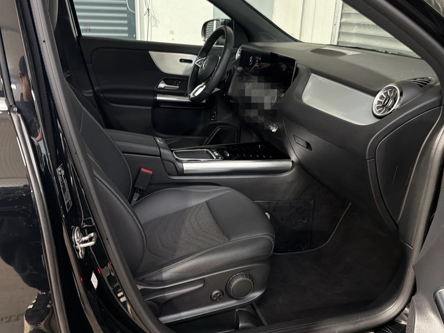 Mercedes-Benz GLA 200 Progressive Multibeam-LED Panorama 360°K foto 14