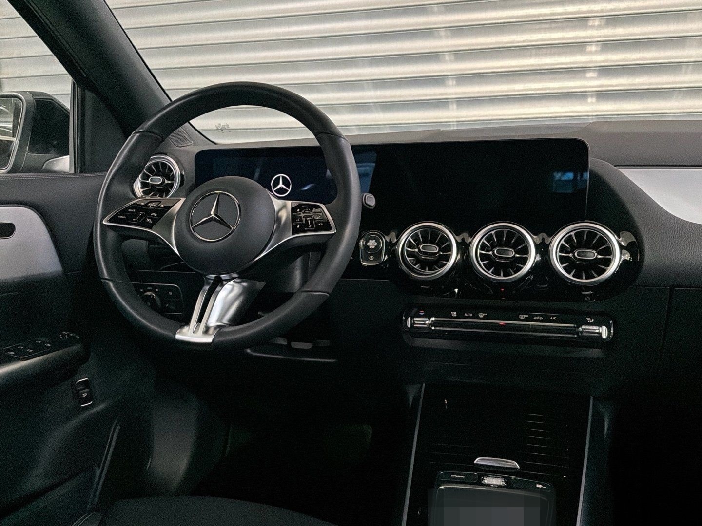 Mercedes-Benz GLA 200 Progressive Multibeam-LED Panorama 360°K foto 9