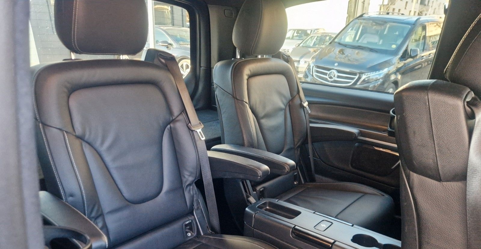 Mercedes-Benz V 250 AMG LED AHK 360K 7-Sitzer foto 13