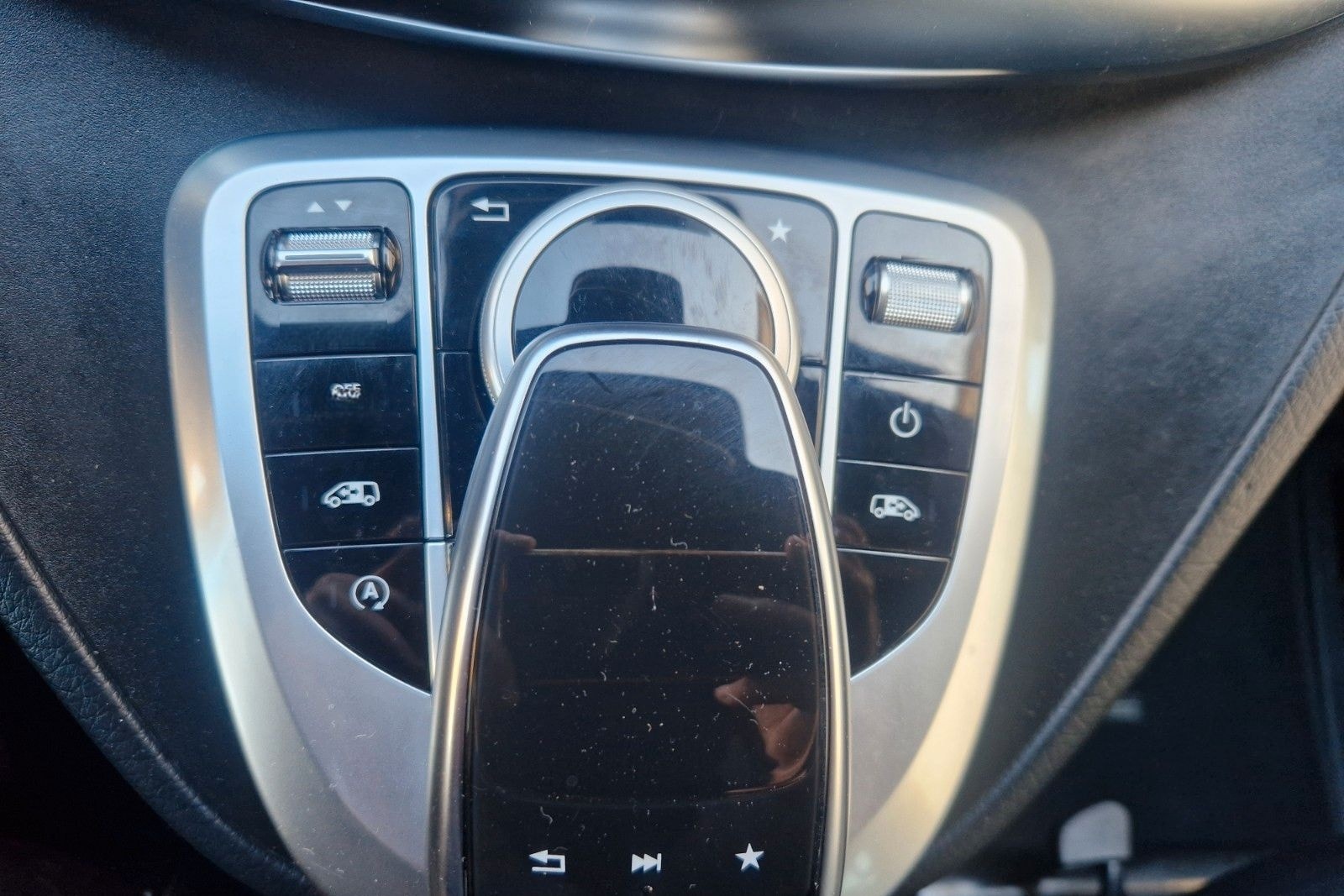 Mercedes-Benz V 250 AMG LED AHK 360K 7-Sitzer foto 22