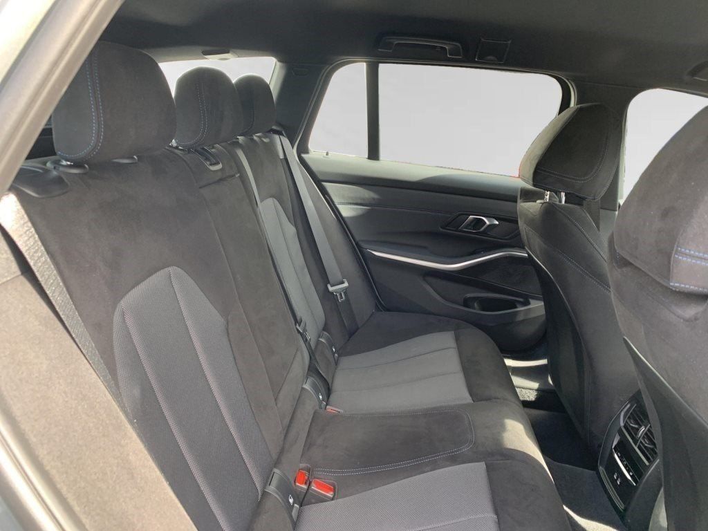 BMW 330i xDrive Touring M Sport|18"LMR|Stop&Go|Parka foto 13