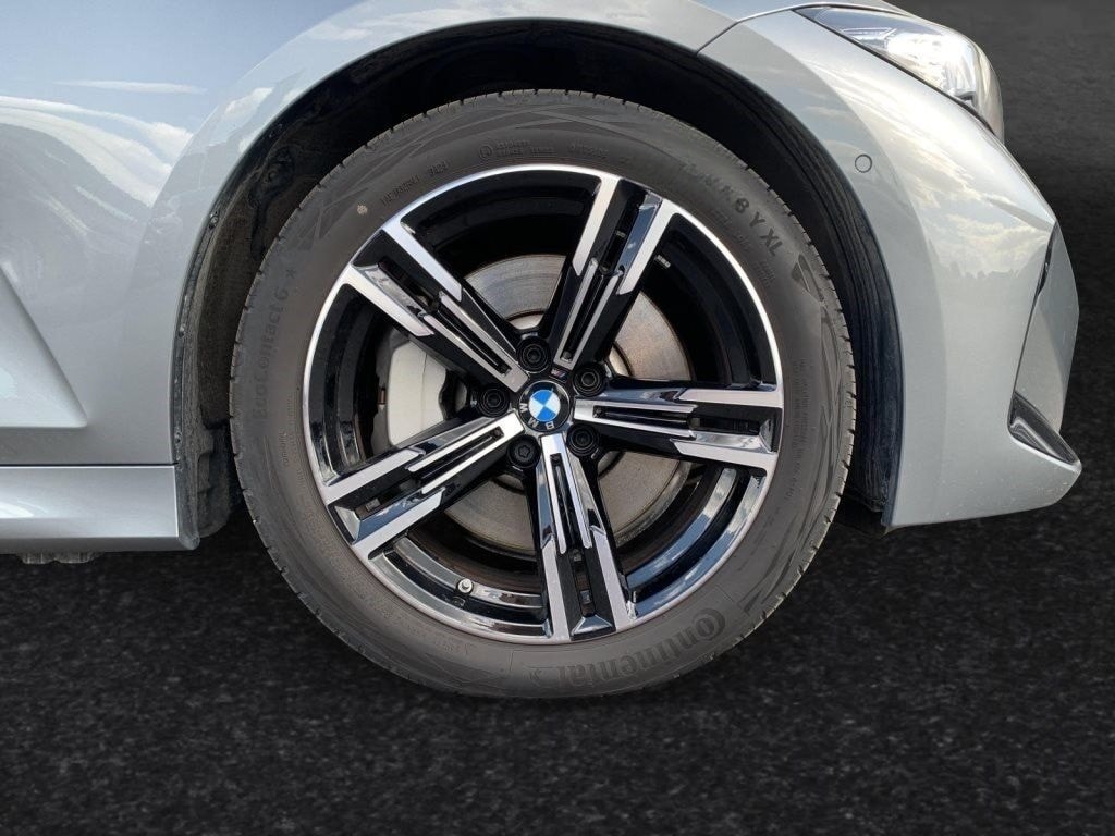 BMW 330i xDrive Touring M Sport|18"LMR|Stop&Go|Parka foto 4