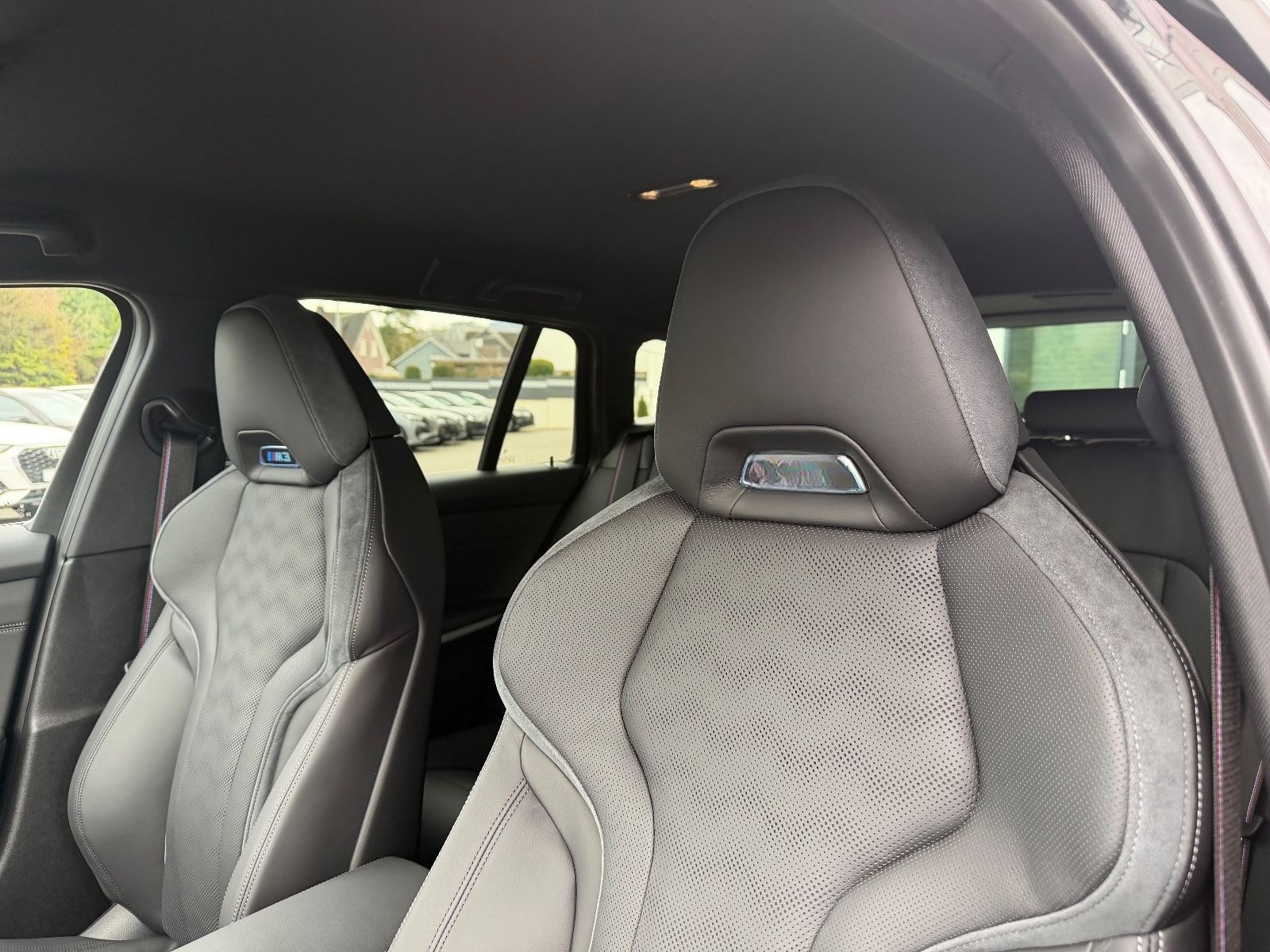 BMW M3 Touring Competition xDrive Performance Carbon foto 14