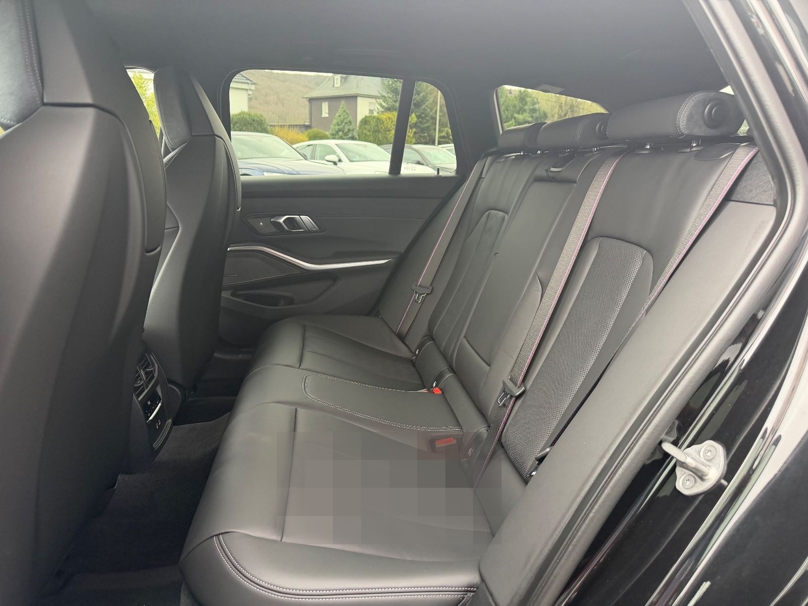 BMW M3 Touring Competition xDrive Performance Carbon foto 23