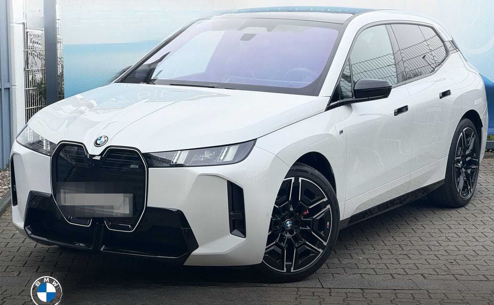 BMW iX M70 xDrive M Sport Pro B&W Pano AHK Autobahna foto 1