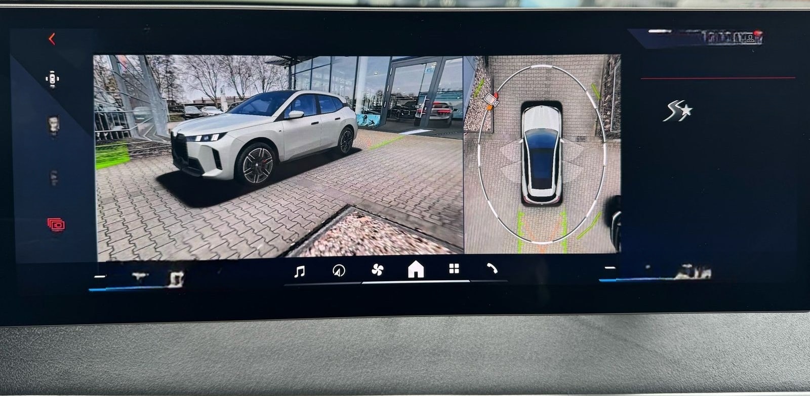 BMW iX M70 xDrive M Sport Pro B&W Pano AHK Autobahna foto 13