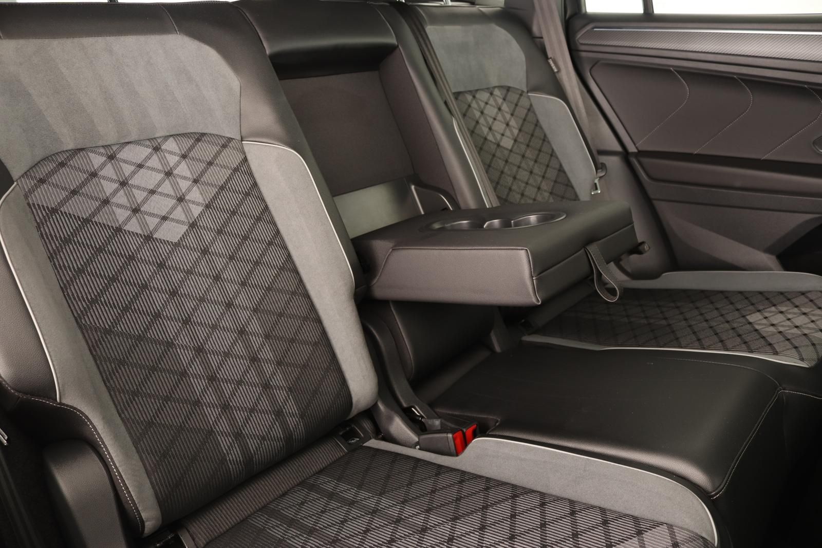 Volkswagen Tiguan Allspace 2.0 TSI  R-Line 4Motion DSG AHK  foto 15