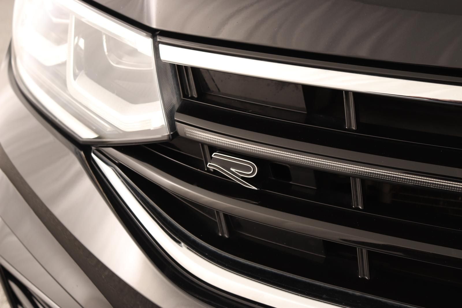 Volkswagen Tiguan Allspace 2.0 TSI  R-Line 4Motion DSG AHK  foto 18