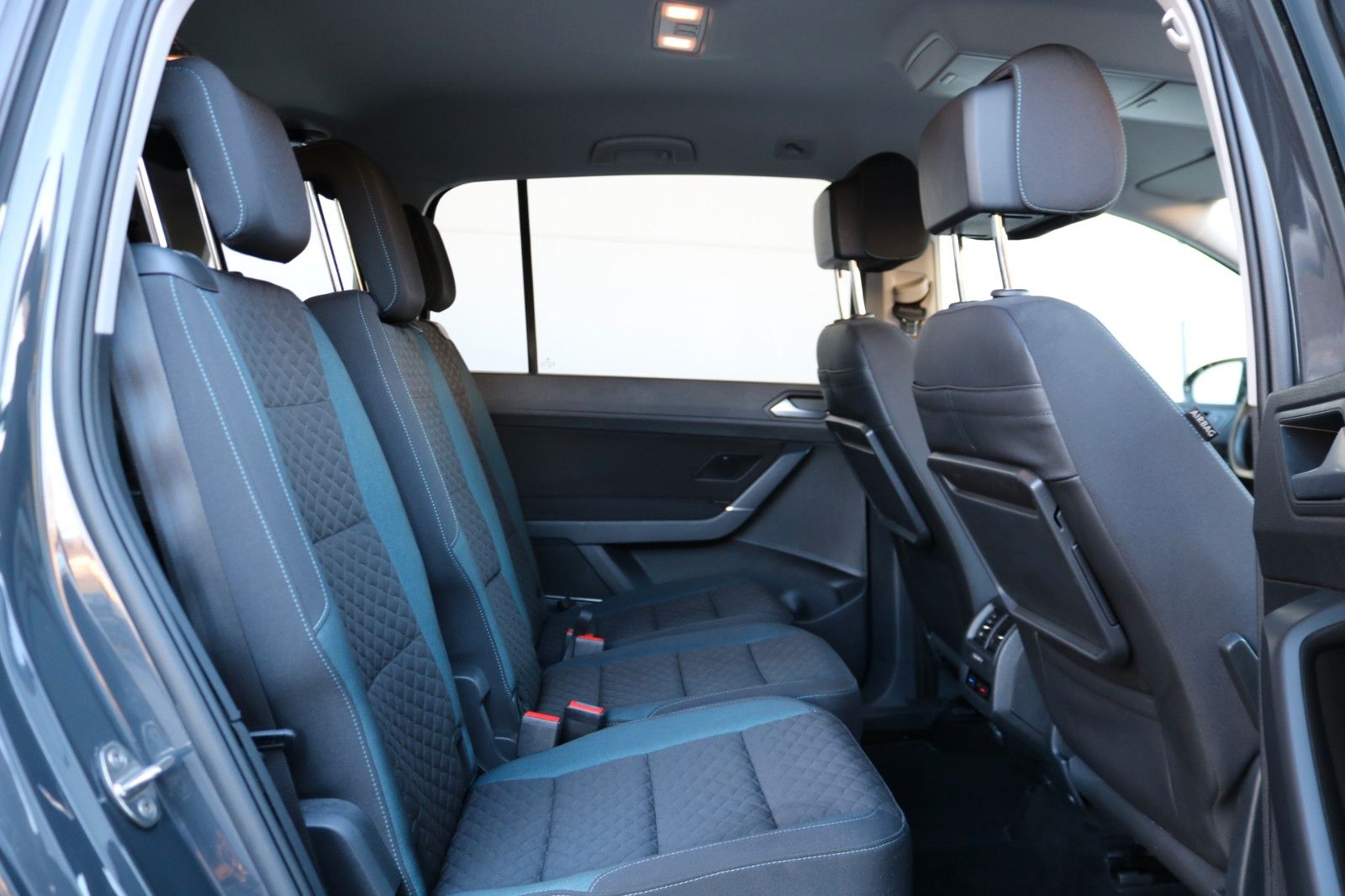 Volkswagen Touran 1.6D IQ.DRIVE*7-Sitzer*Parklenkassistent* foto 14