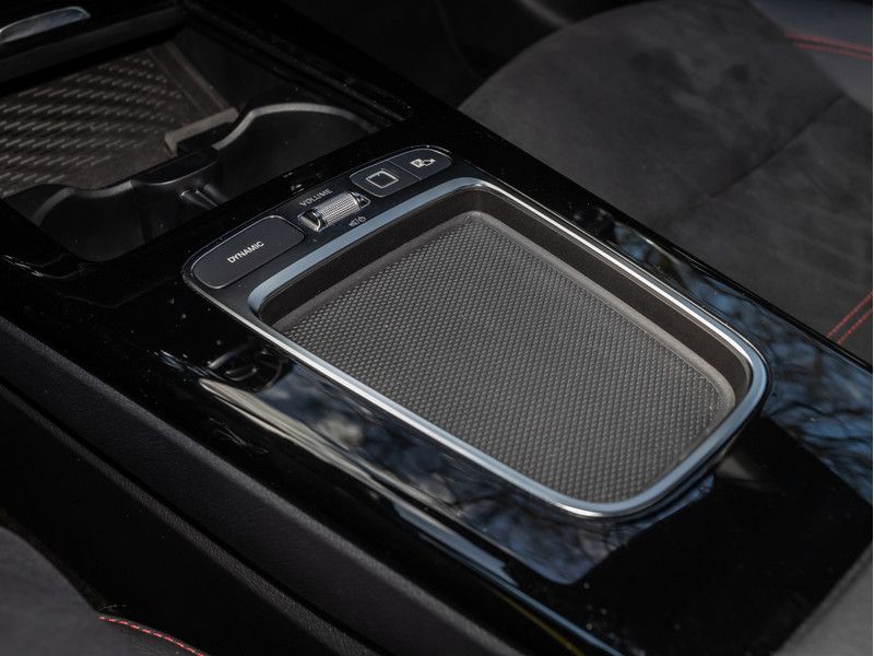 Mercedes-Benz CLA 200 d SB AMG-Sport/LED/Cam/Pano/Night/Keyl foto 17