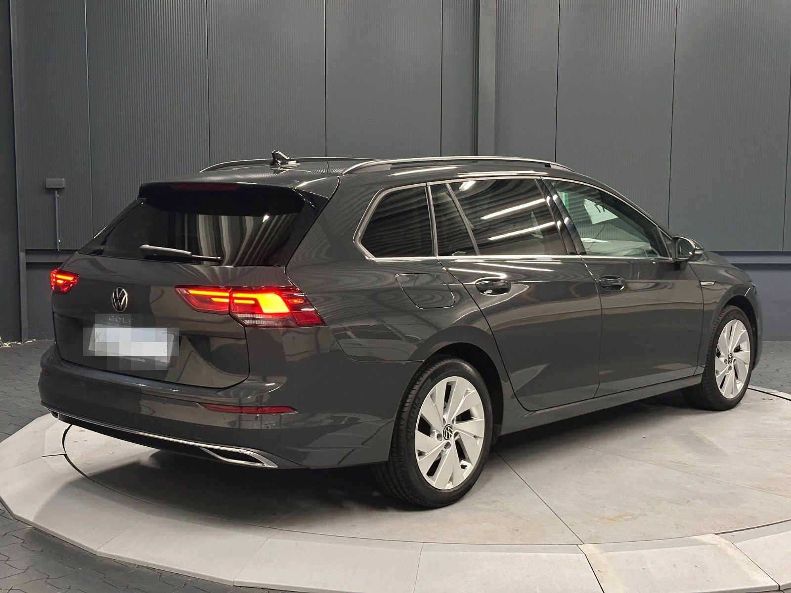 Volkswagen Golf VIII Variant Style*NAVI*LED*CarPlay*MASSAGE foto 7