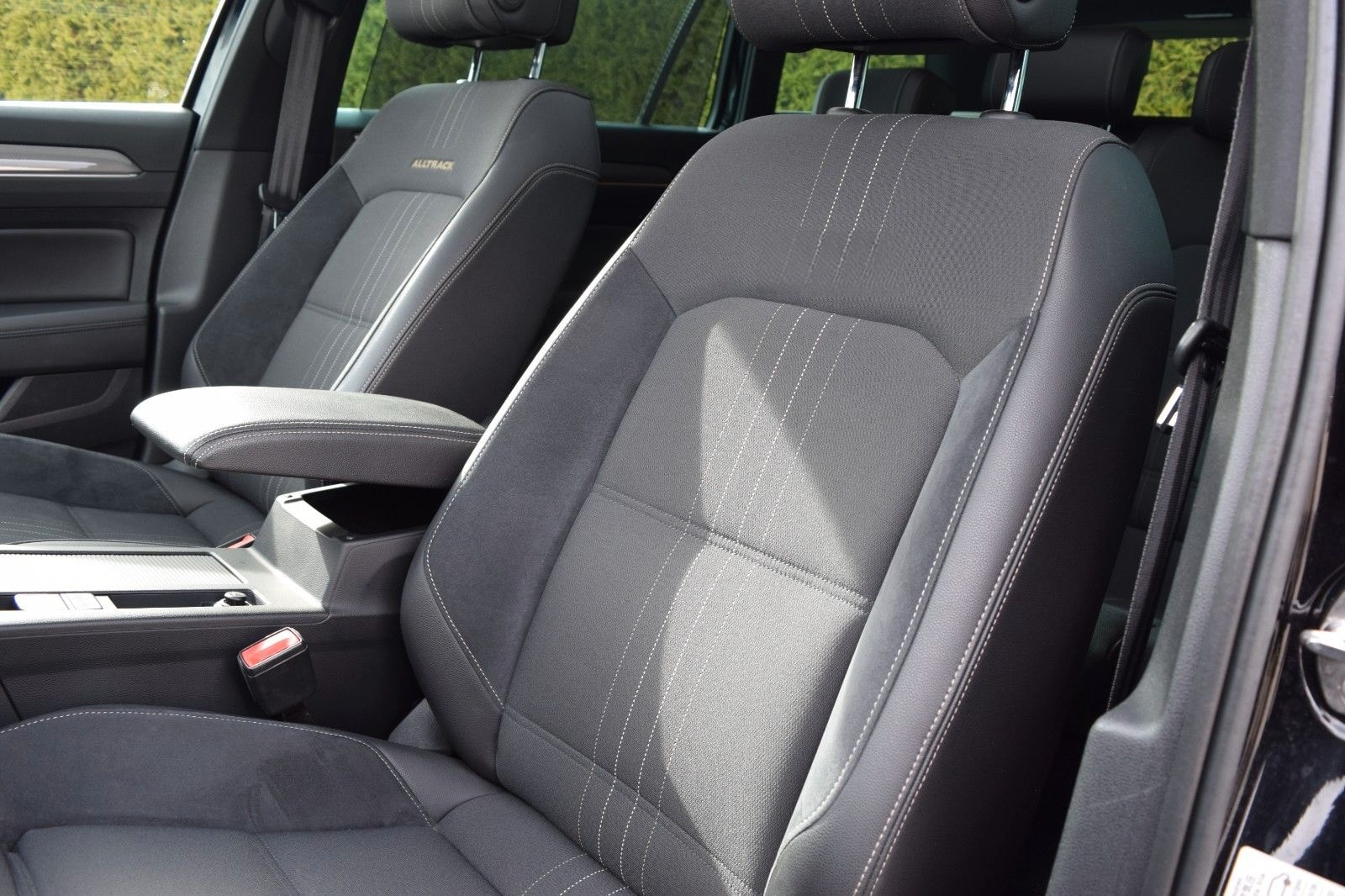 Volkswagen Passat Alltrack | Digital Cockpit | PANO | VOLL foto 13