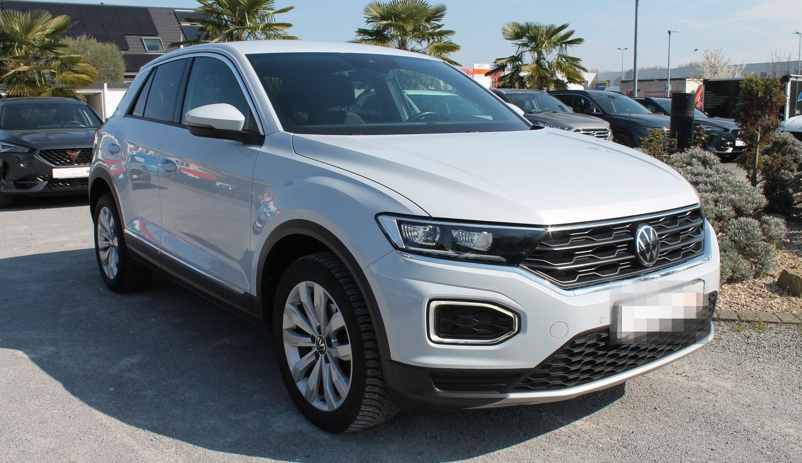 Volkswagen T-Roc DSG Sport, ACC, Kamera, Navi, Standheizung foto 1