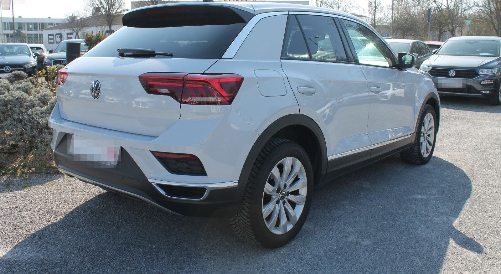 Volkswagen T-Roc DSG Sport, ACC, Kamera, Navi, Standheizung foto 3