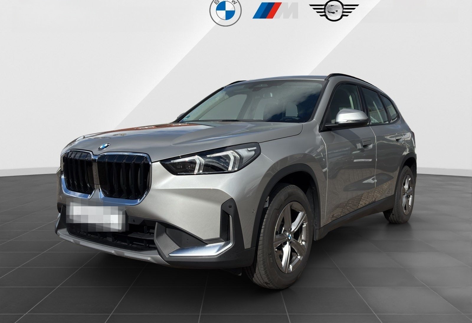 BMW X1 sDrive20i AHK/ Adapt. LED/ Keyless/ Pano foto 1