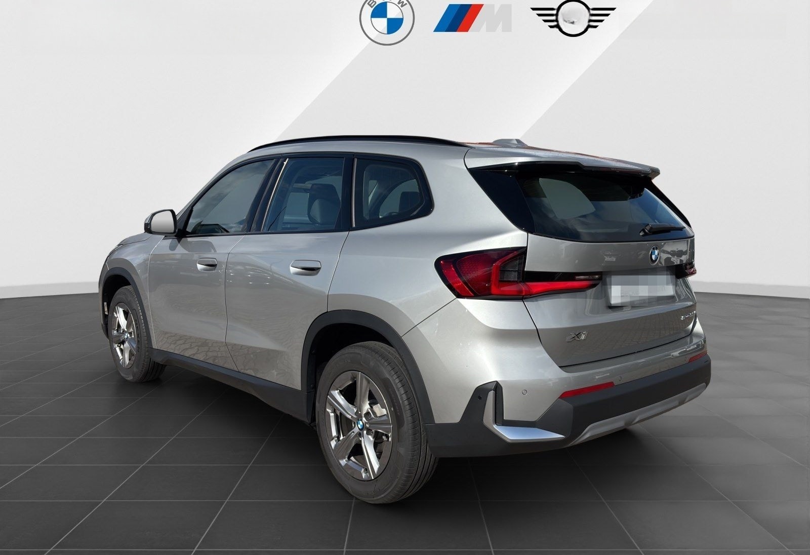 BMW X1 sDrive20i AHK/ Adapt. LED/ Keyless/ Pano foto 4