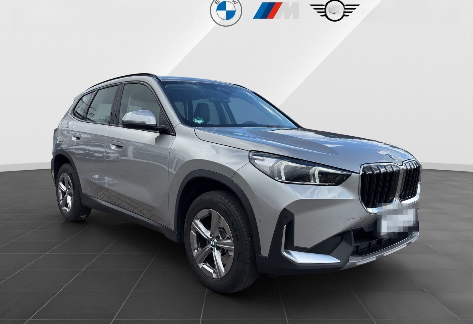 BMW X1 sDrive20i AHK/ Adapt. LED/ Keyless/ Pano foto 8
