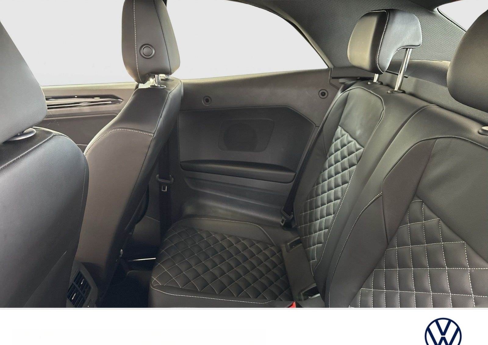 Volkswagen T-Roc Cabriolet 1.5 R-LINE BLACKSTYLE LEDER LM19 foto 9