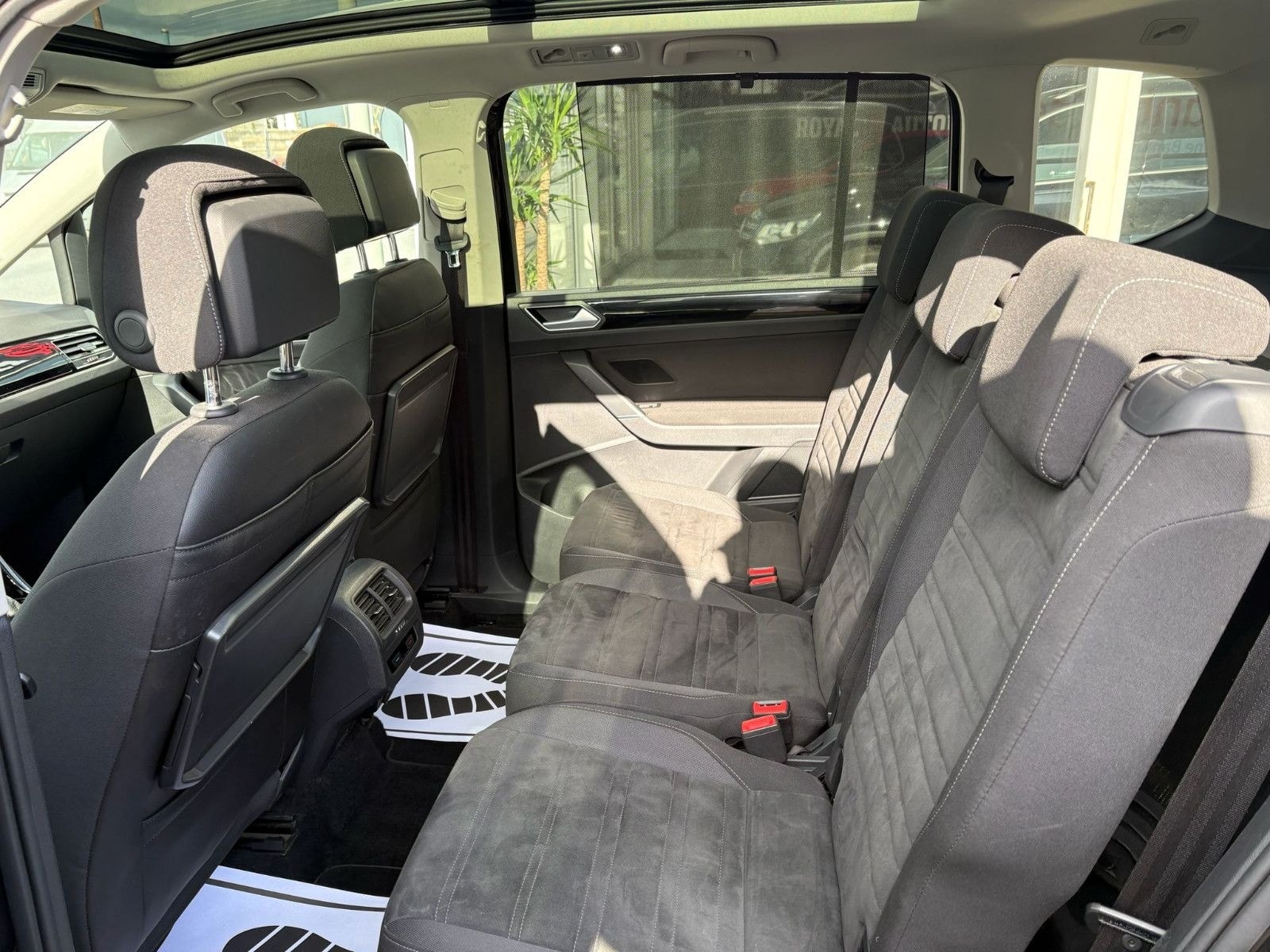 Volkswagen Touran 2.0 TDI "Highline" R-Line 7 Sitzer foto 11