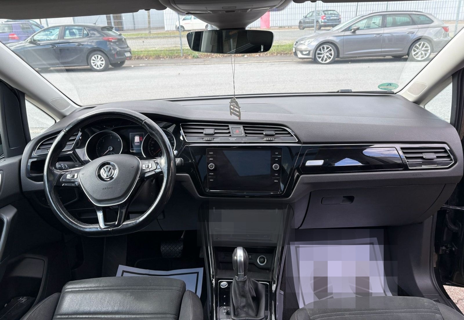 Volkswagen Touran 2.0 TDI "Highline" R-Line 7 Sitzer foto 7