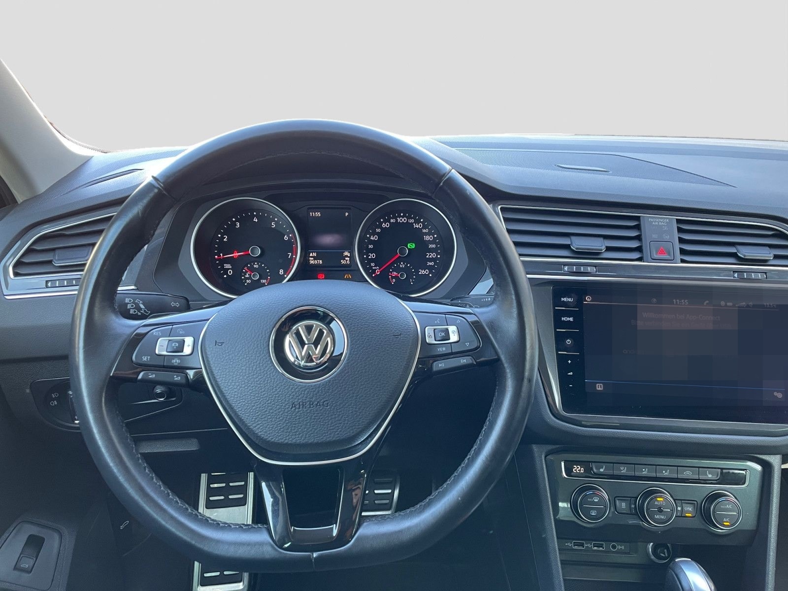 Volkswagen Tiguan IQ.DRIVE 1.5TSI DSG AHK STANDH LED CAM NA foto 9