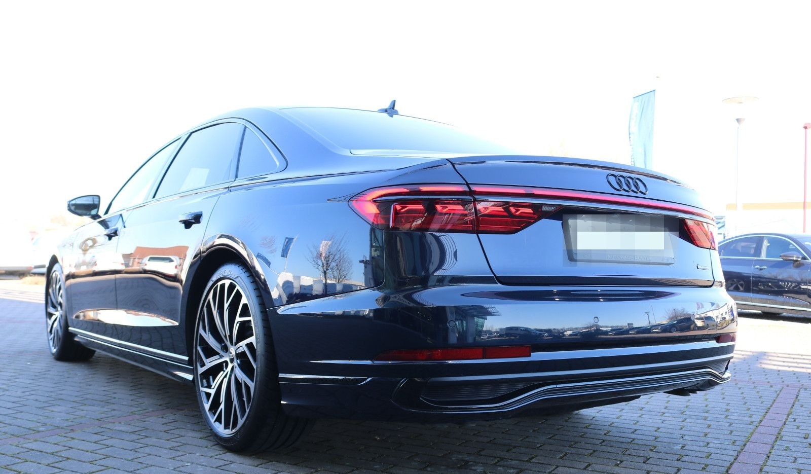 Audi A8L 60 TFSI Lang V8 S line /Exclusive/3xTV/B&O/ foto 5