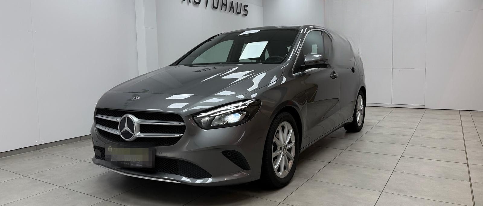 Mercedes-Benz B 180/AHK/SPURHALTE/SHZ/MFL/LED/NAVI/ foto 3