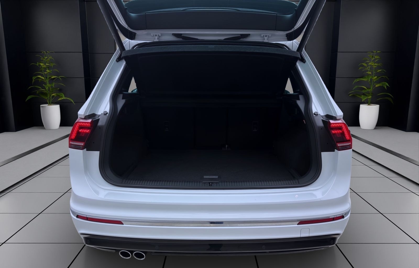 Volkswagen Tiguan 2.0 TSI 4M R-LINE PANO NAVI KAMERA DYNAUD foto 4