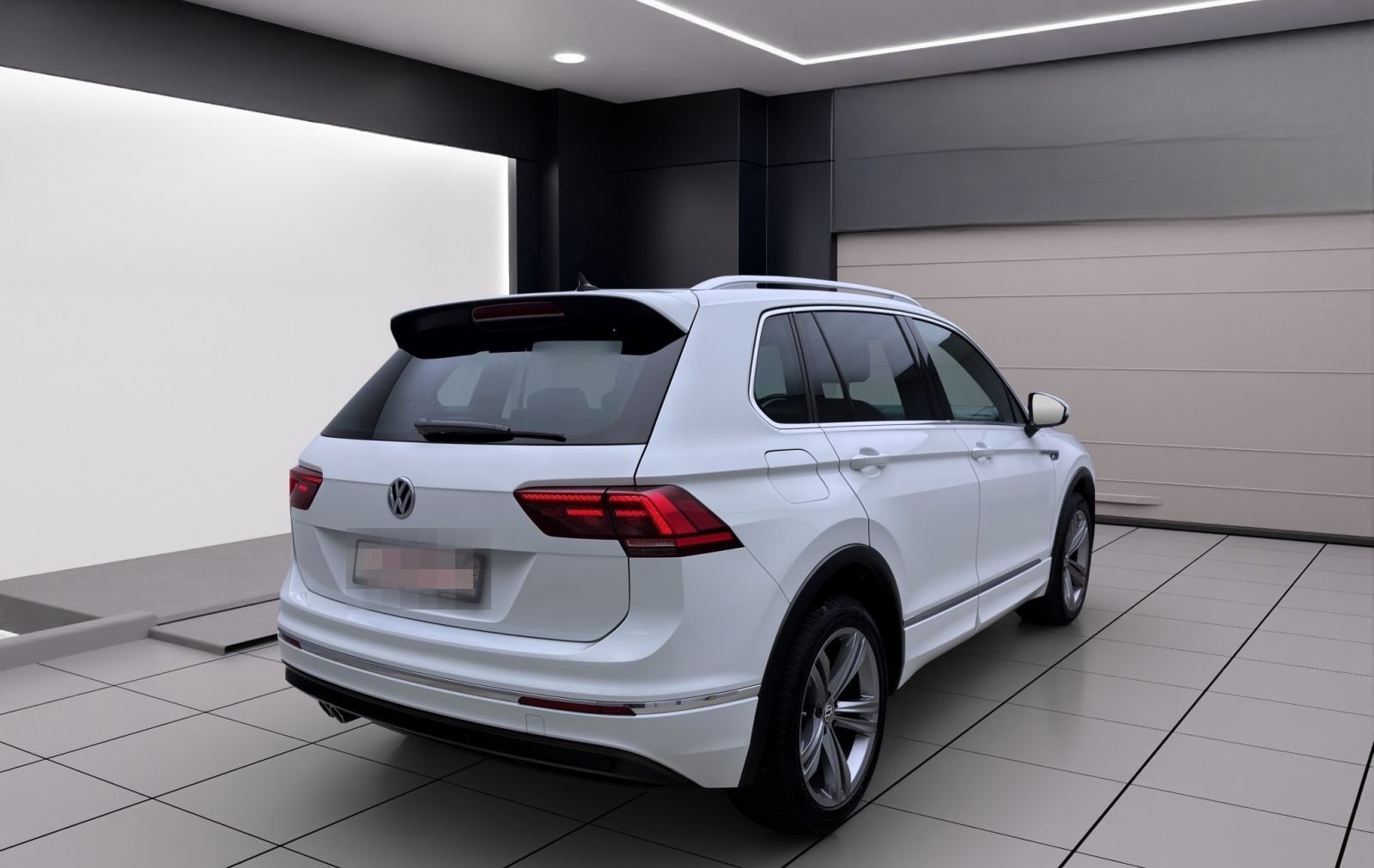 Volkswagen Tiguan 2.0 TSI 4M R-LINE PANO NAVI KAMERA DYNAUD foto 5